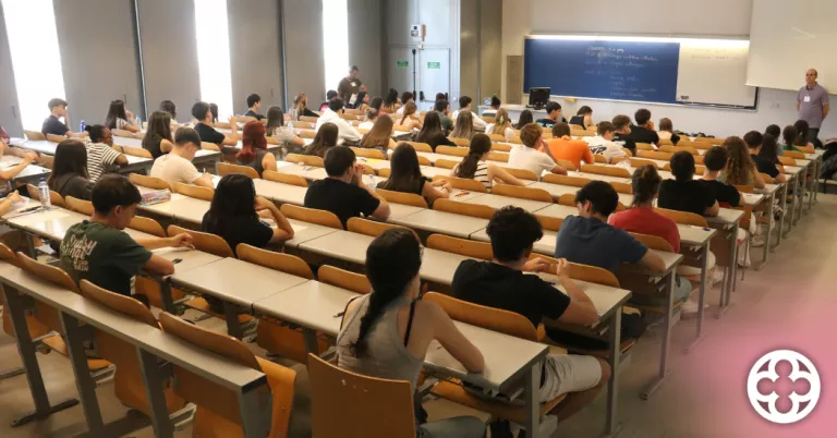 Comencen les PAU a Lleida per a 2.419 estudiants