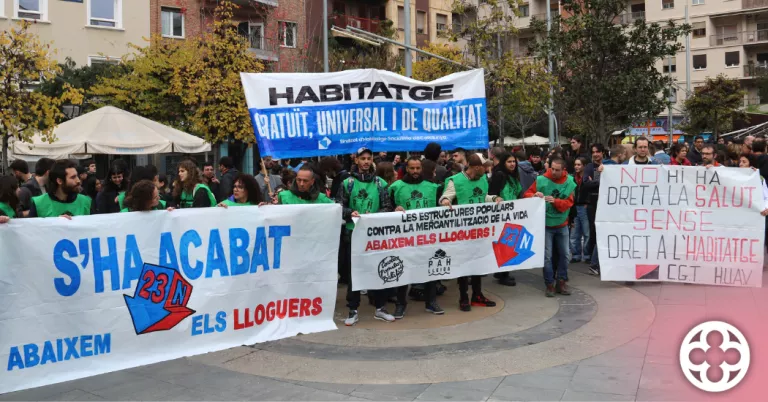 Unes 150 persones es concentren a Lleida per exigir una baixada "radical" dels preus del lloguer