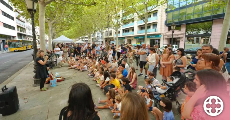 Èxit de visitants al Mercat de la Rambla en el primer diumenge d'obertura comercial a Lleida
