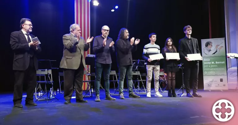 Denis Grosu i Mireia Martínez s'emporten la Beca Josep Maria Bernat de Bellpuig