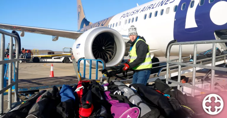 Els vols amb esquiadors tornen a Lleida-Alguaire després de dos anys