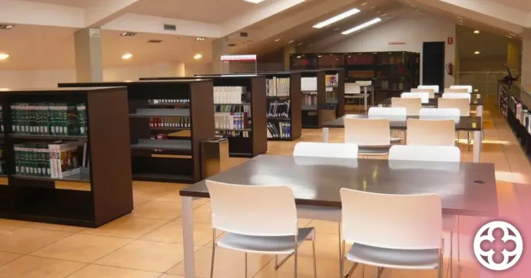 La Biblioteca Margarida de Montferrat de Balaguer reprèn els clubs de lectura