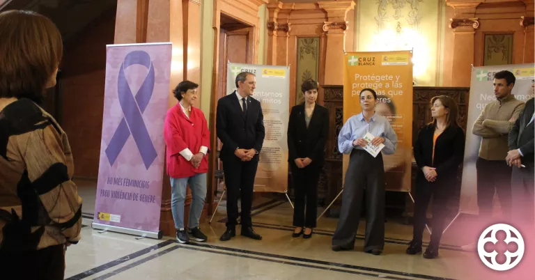 L’exposició “Destapem l’explotació sexual” de la Fundació Cruz Blanca arriba a la Subdelegació