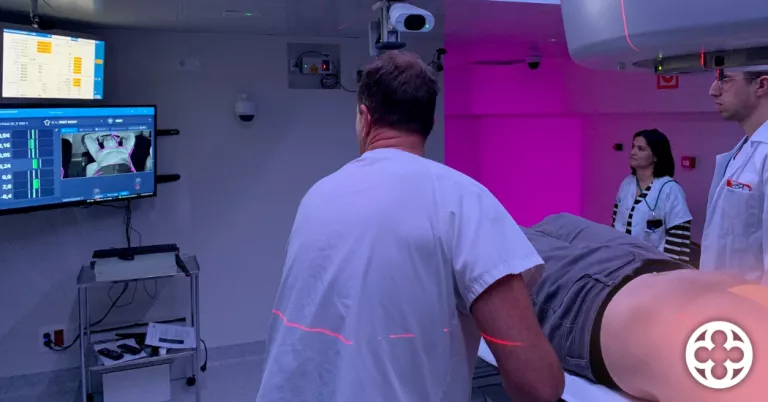 L'Arnau de Vilanova incorpora un nou sistema de precisió i seguretat per als pacients de radioteràpia