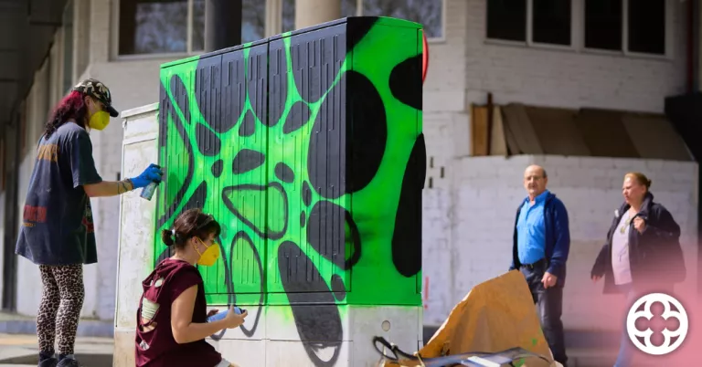 La iniciativa "Armaris Vius" a Lleida transforma l'espai urbà amb art i creativitat