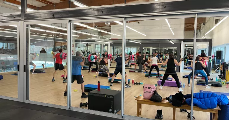 Tàrrega reforma la piscina coberta per augmentar l’aforament de les sales d’activitats