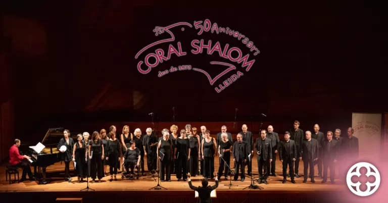 La Coral Shalom clou la commemoració del seu 50è aniversari amb un concert multitudinari a l'Auditori Enric Granados