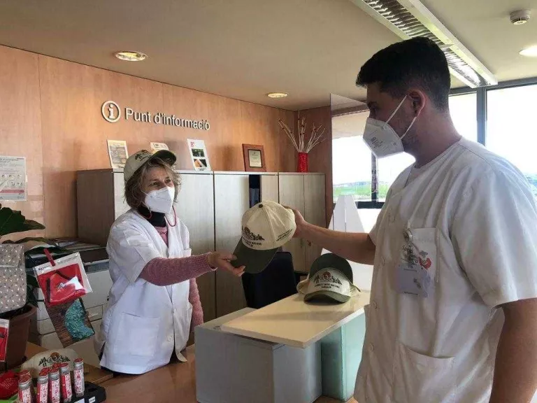 El centre Sant Joan de Déu de Lleida col·labora amb la campanya Posa't la Gorra d'Afanoc