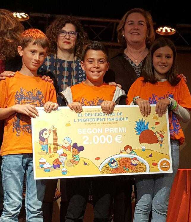 L'escola Països Catalans de Lleida guanya el segon premi estatal de contes de Consum