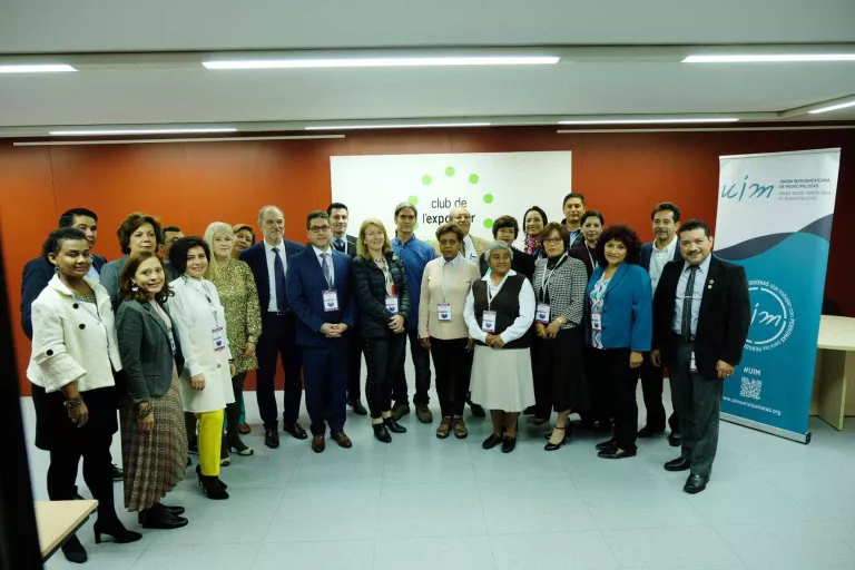 Amèrica Llatina desembarca a Municipàlia