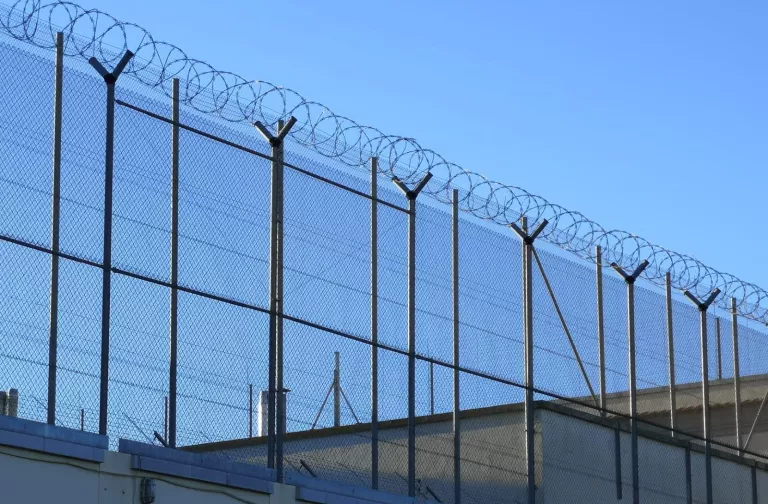 Cinc anys de presó per un home que abusava de la seva filla de 12 anys a Lleida
