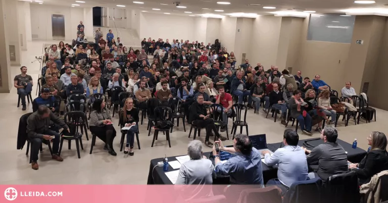 L'Aplec del Caragol creix amb vuit colles i mil penyistes
