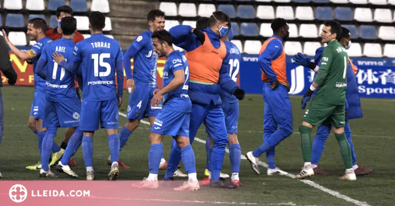 Molo ja ha fet servir vint-i-sis futbolistes