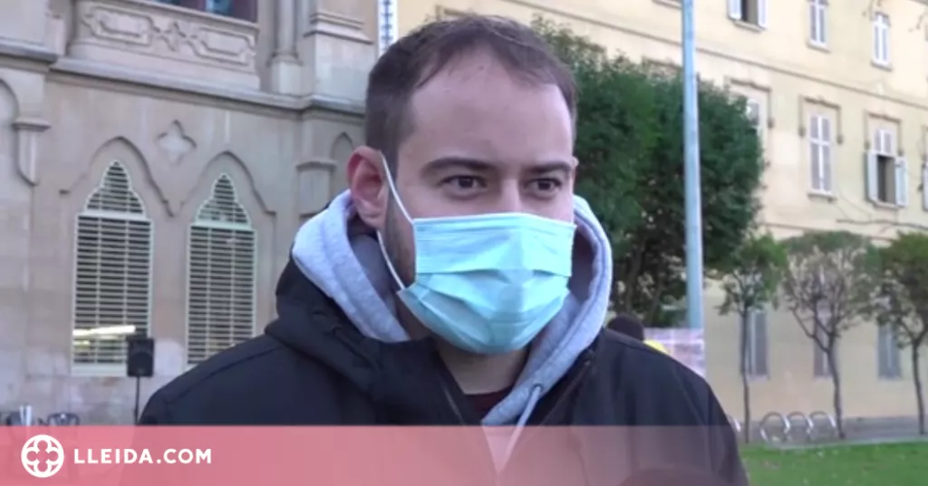 ⏯️ Pablo Hasél no es presentarà a la presó pel seu propi peu per "dignitat"