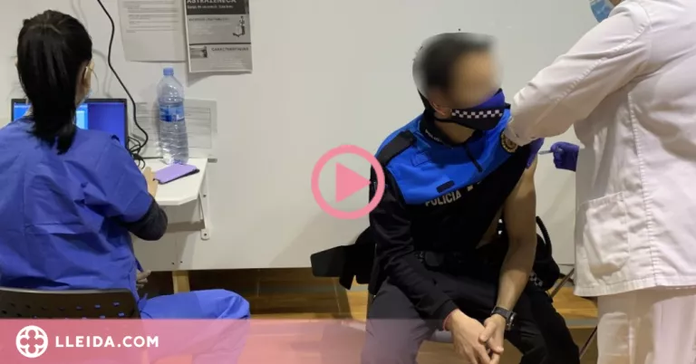 ⏯️ La Guàrdia Urbana de Lleida, primera policia local de Catalunya en vacunar-se