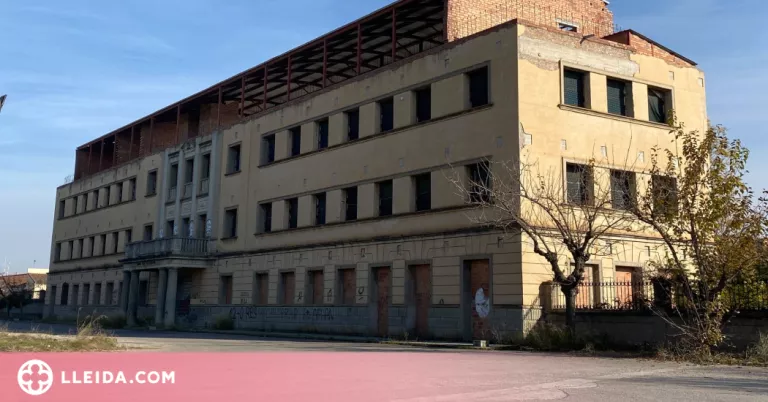 Quatre empreses opten a rehabilitar l'antic edifici de capitania de Gardeny
