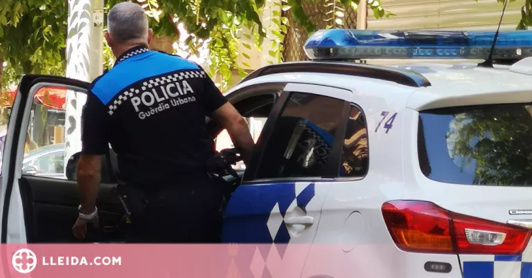 Detingut per abusar sexualment de les seves dues companyes de pis a Lleida