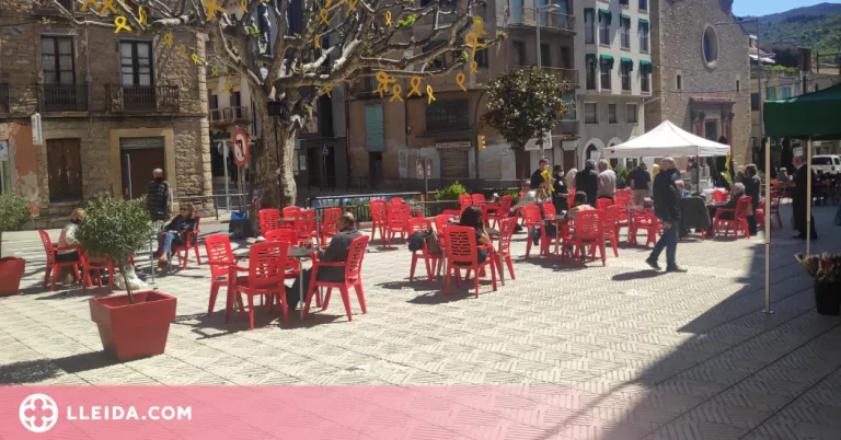 La Pobla suspèn la taxa per ocupar la via pública