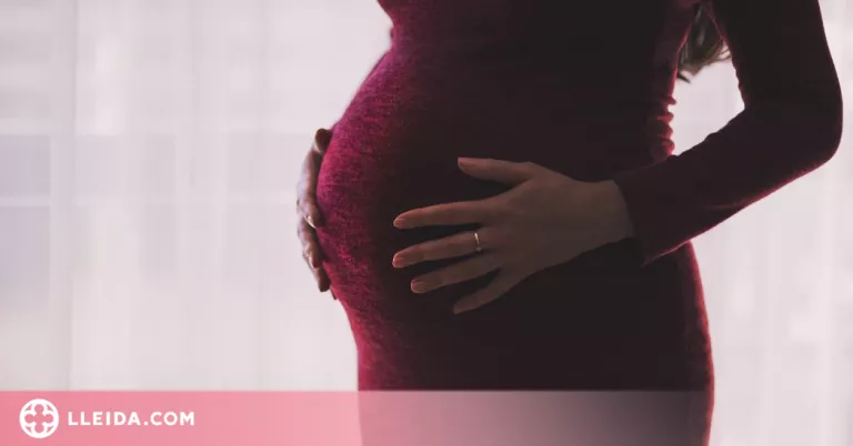 Les dones amb covid-19 tenen un 50% més de probabilitats de complicacions durant l'embaràs