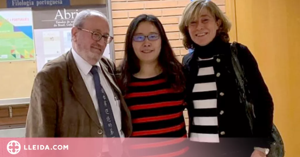 L'IEC premia la primera tesi de filologia catalana defensada per una xinesa, codirigida per la UdL