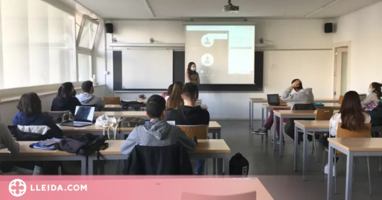Un treball de batxillerat sobre l'educació híbrida, primer Premi GeoRecerca