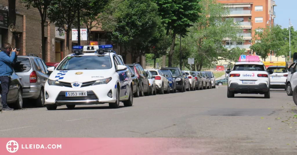 ⏯️ Així funciona el lector de matrícules de la Urbana de Lleida per sancionar vehicles en doble fila o carrils bici