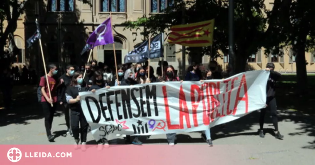 ⏯️ Manfiestació d'estudiants a Lleida en defensa d'una educació pública