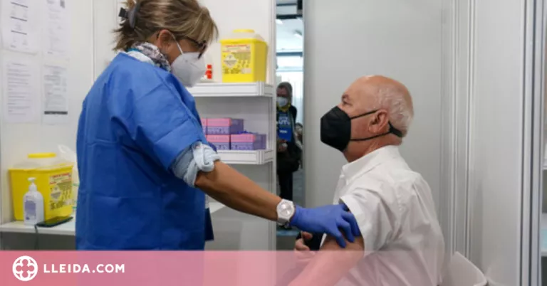 Gairebé el 15% de la població catalana té la pauta completa de la vacuna