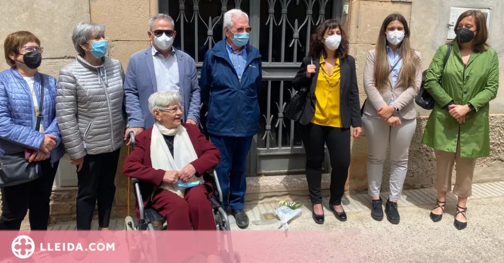 Tàrrega honora els seus deportats als camps nazis amb llambordes Stolpersteine