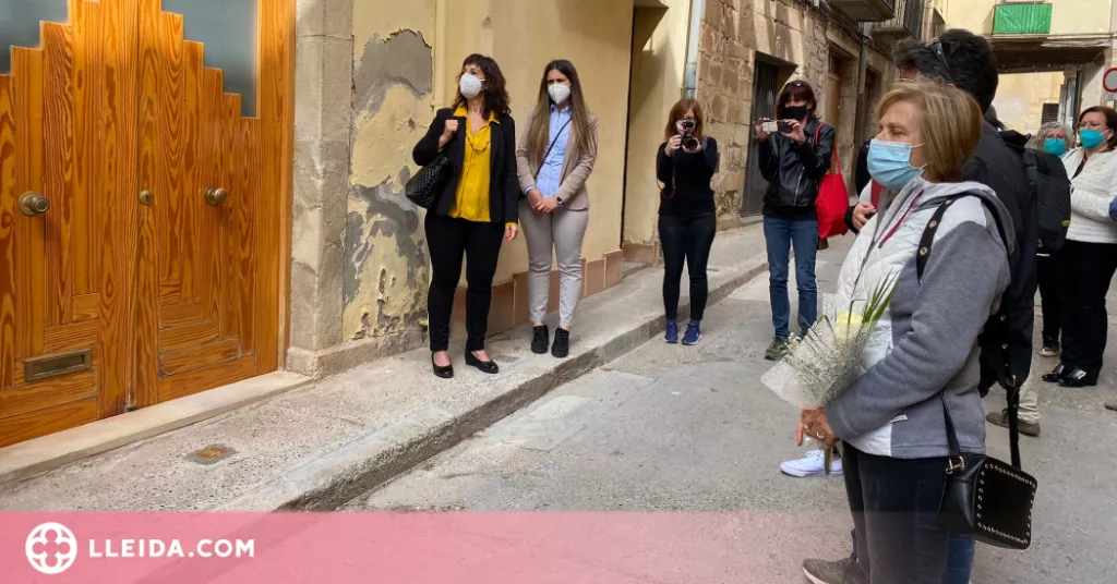 Tàrrega honora els seus deportats als camps nazis amb llambordes Stolpersteine