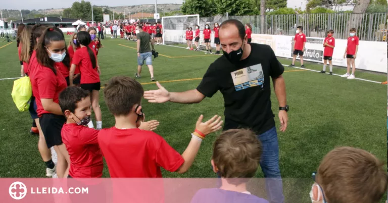 ​Lluís Cortés fa bandera del futbol femení a Alpicat