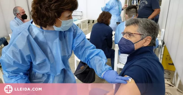 Més de 2 milions de catalans ja tenen la pauta completa de la vacuna