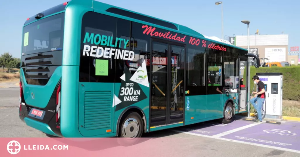 ⏯️ Un autobús elèctric viatja per primera vegada de Catalunya a Madrid i fa parada al Segrià