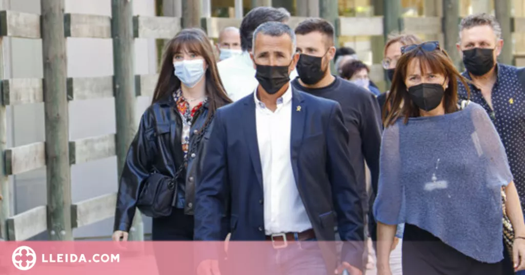 ⏯️ Un guàrdia civil provoca la suspensió del judici a l'exalcalde d'Alcarràs per l'1-O