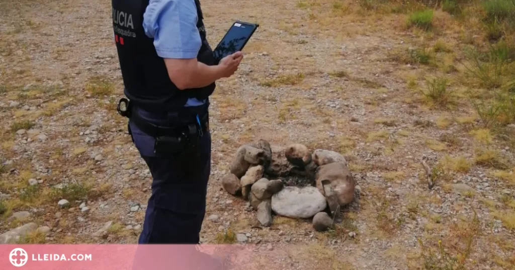 Denunciats per fer una acampada il·legal i amb una foguera al Solsonès