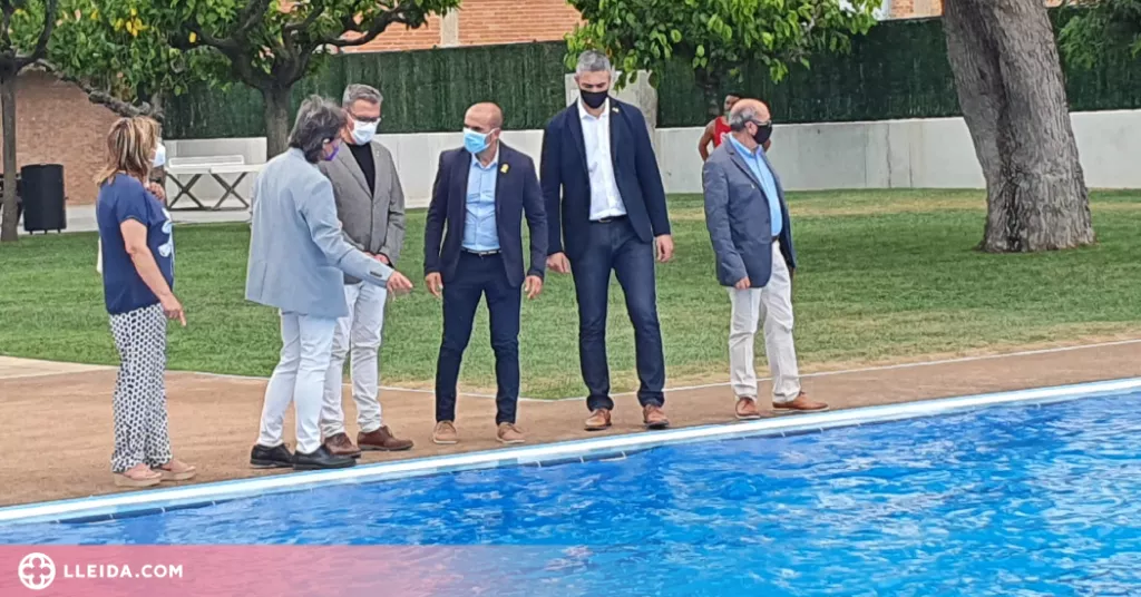 Arbeca inaugura la reforma de les piscines, malmeses pel temporal Dana al 2019
