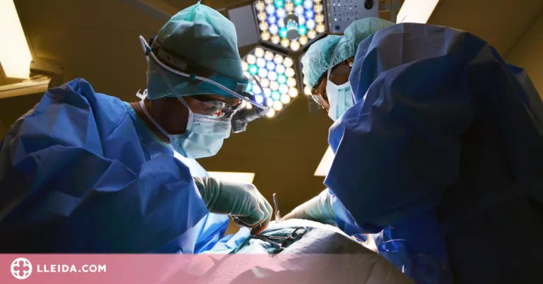 Llistes d'espera de fins a 2 anys per a una reconstrucció mamària
