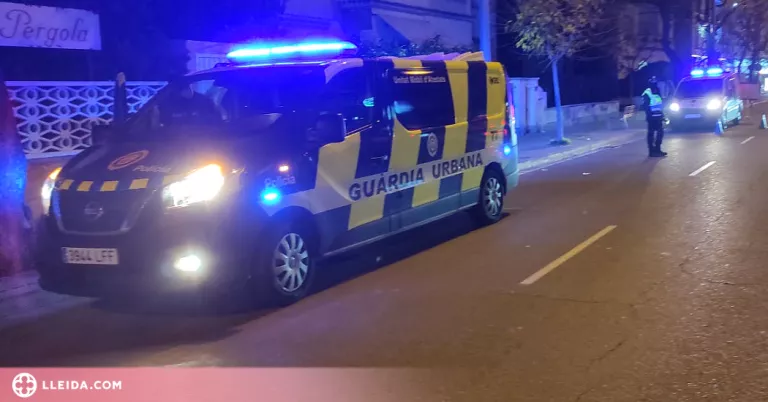 Trenca l'ordre d'allunyament de l'exparella, agredeix un urbà i danya un cotxe patrulla a Lleida