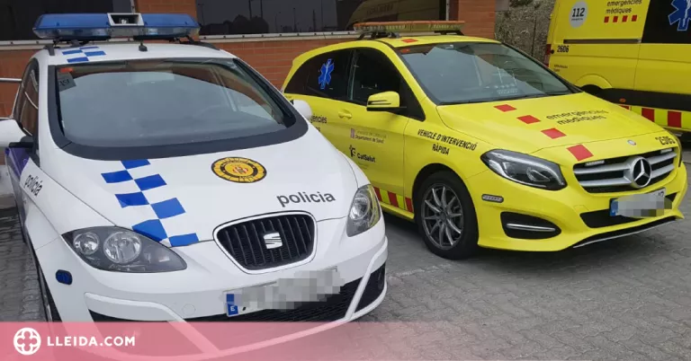 Detingut per clavar diversos cops unes tisores a un company de pis a Lleida