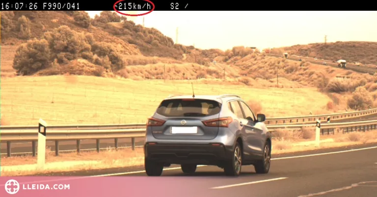 Denunciada penalment per circular a 215 km/h a Lleida