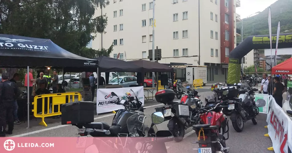 El Pirineu lleidatà acull més de 350 aficionats a les motos