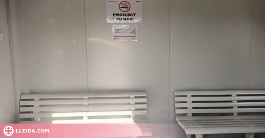 Mòduls exteriors per ampliar l'espai d'espera d'Urgències a l'Arnau de Vilanova