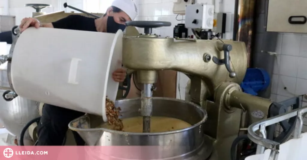 ⏯️ Alemany humanitza la producció per dissenyar les caixes de Nadal