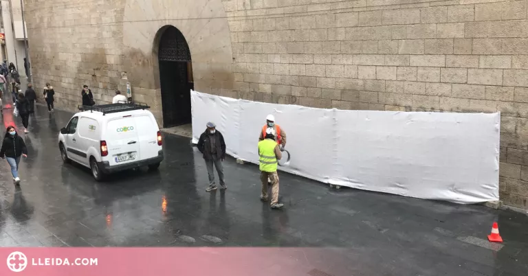 Nou tractament per eliminar les pintades de la façana de l’IEI