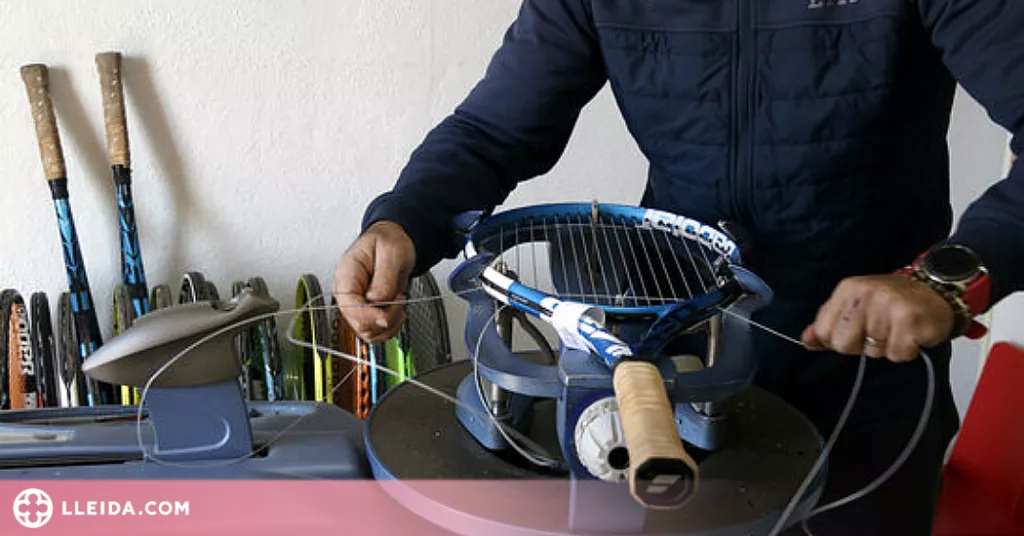 ⏯️ Una 'start-up' catalana transforma el cordatge vell de raquetes de tennis en roba esportiva sostenible