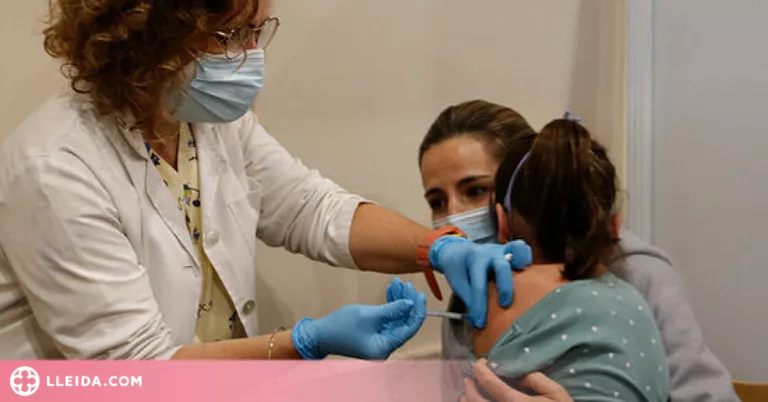 Desacord entre Govern i Comissió de Salut Pública sobre la quarantena dels vacunats