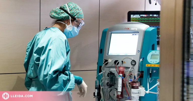 Salut facilitarà la contractació d'estudiants d'Infermeria i Medicina per reforçar el sistema sanitari