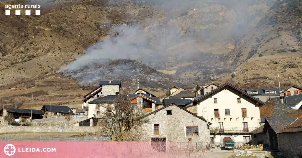 Dos incendis cremen unes 9 hectàrees al Pallars Sobirà i l'Alt Urgell