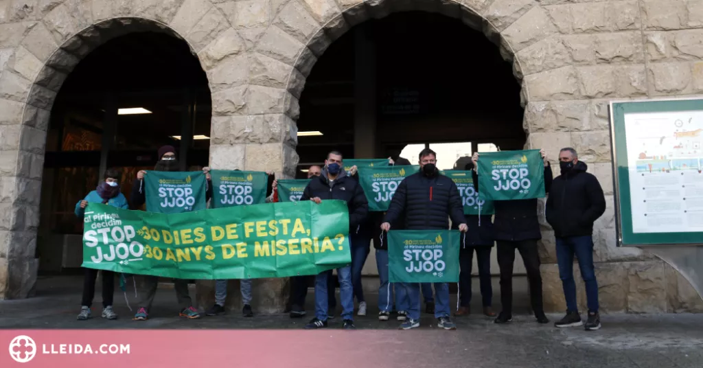 ⏯️ La Plataforma Stop JJOO escridassa Aragonès a Balaguer i es reuneix amb el president