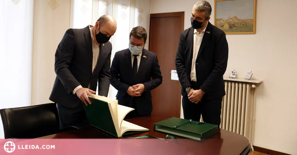 ⏯️ La Plataforma Stop JJOO escridassa Aragonès a Balaguer i es reuneix amb el president
